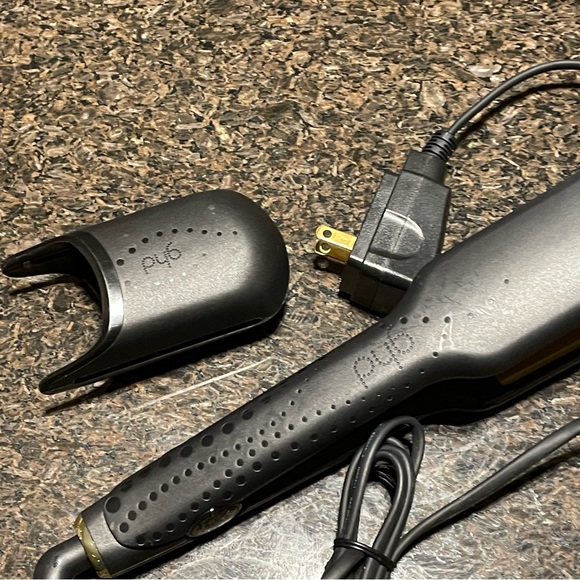 GHD wide plate hair straightener model SS5.0 - Picture 5 of 5